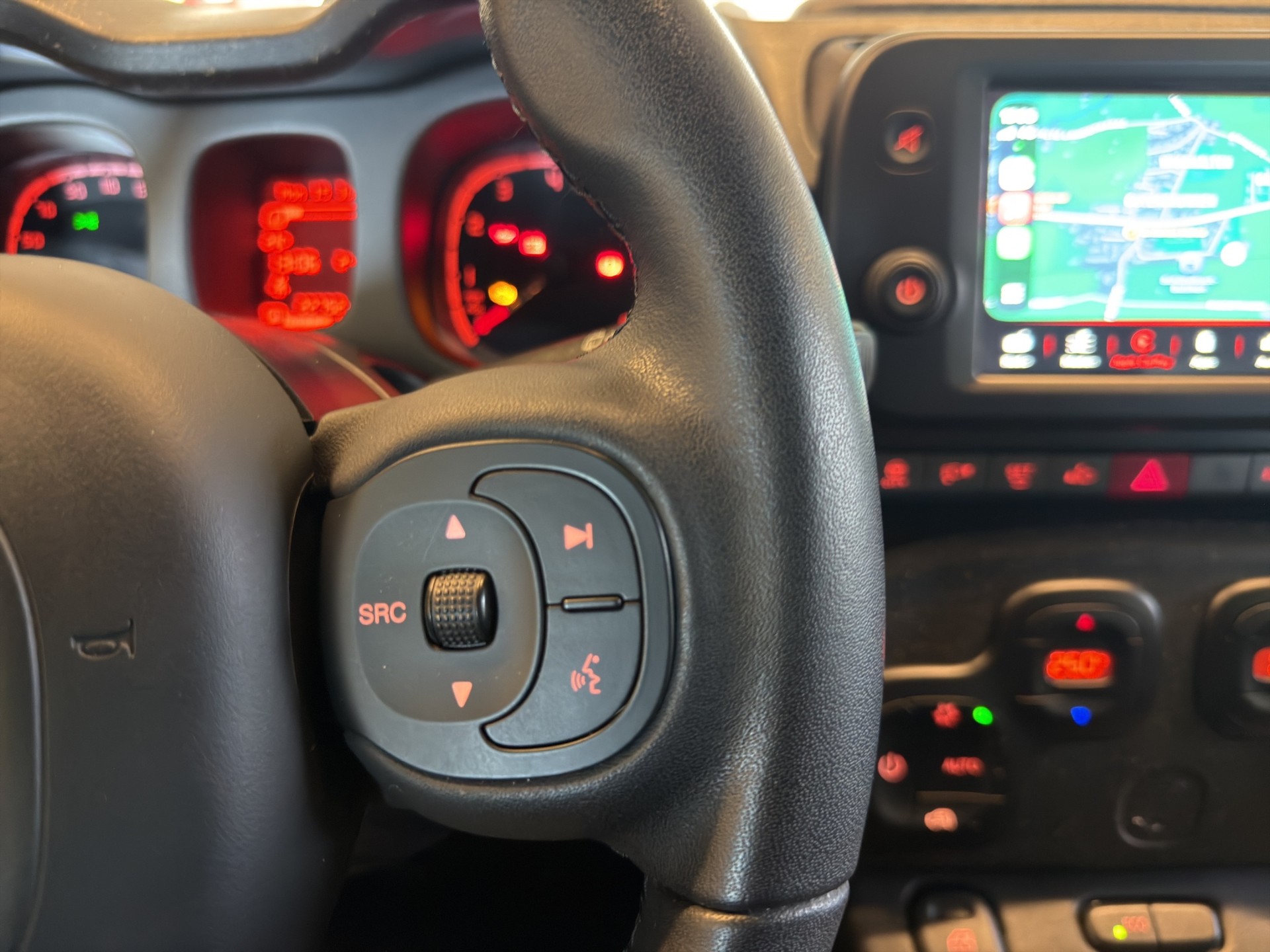 FIAT Panda 0.9 Twinair Turbo Cross 4x4*TOP ZUSTAND*NUR 22000 KM*-image-15