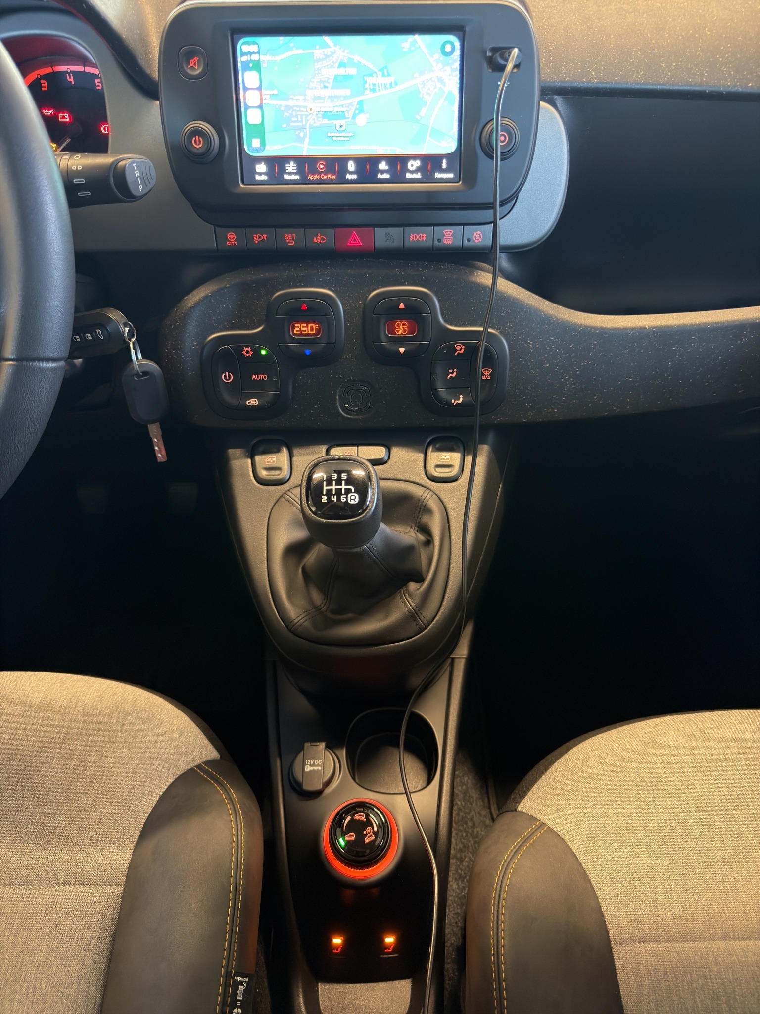 FIAT Panda 0.9 Twinair Turbo Cross 4x4*TOP ZUSTAND*NUR 22000 KM*-image-8
