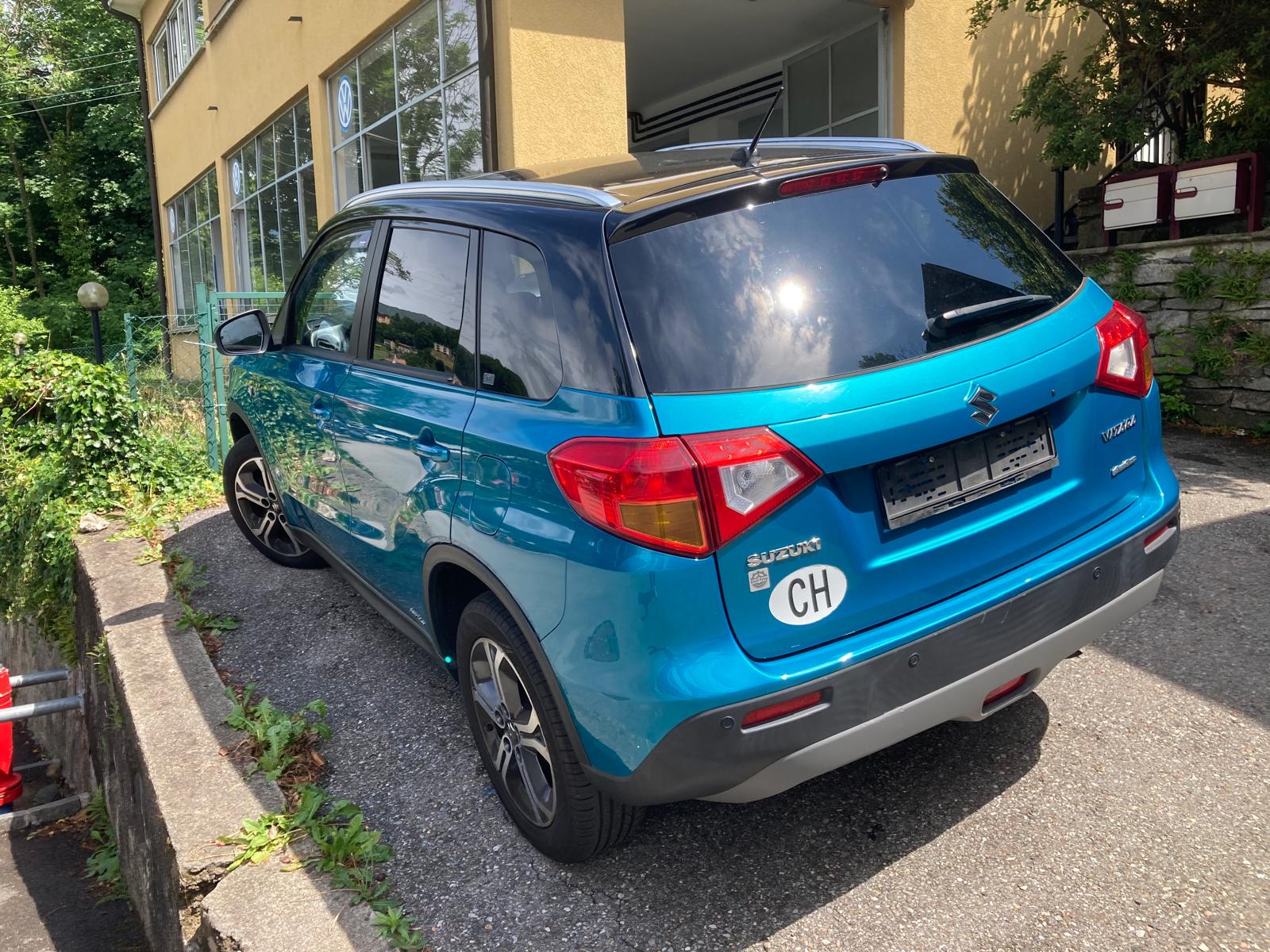 SUZUKI Vitara 1.6 TD Sergio Cellano Top-image-1