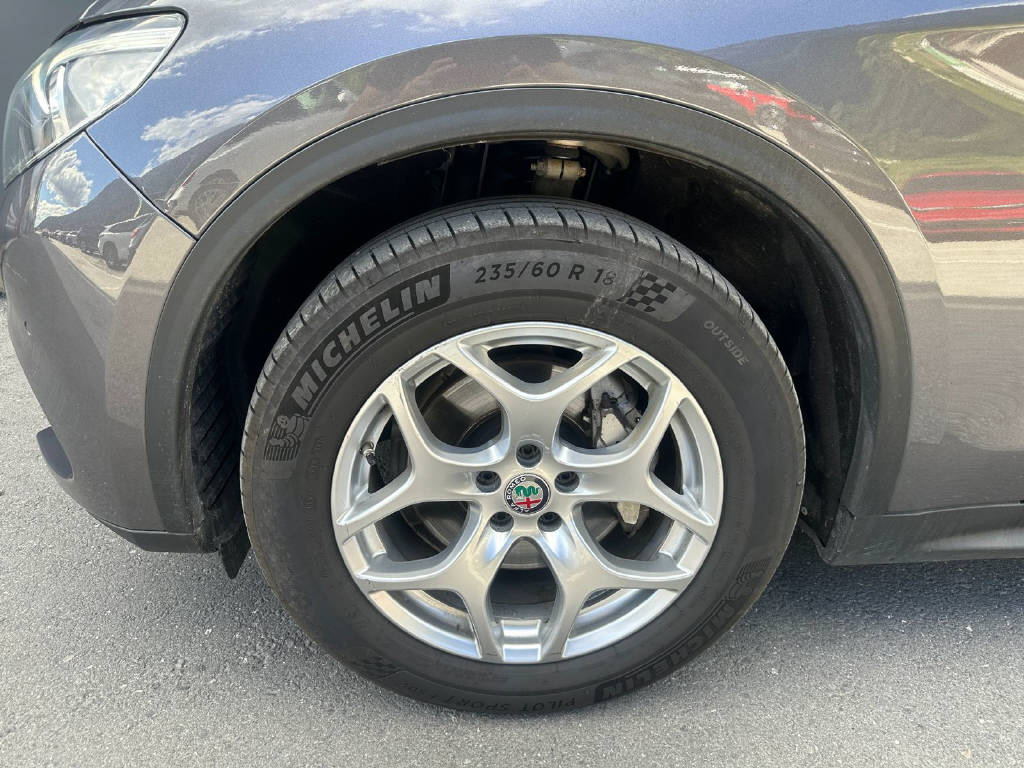 ALFA ROMEO Stelvio 2.0 Q4 4X4 CH-image-13