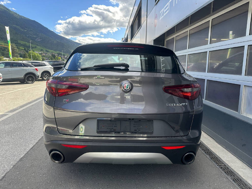 ALFA ROMEO Stelvio 2.0 Q4 4X4 CH-image-4