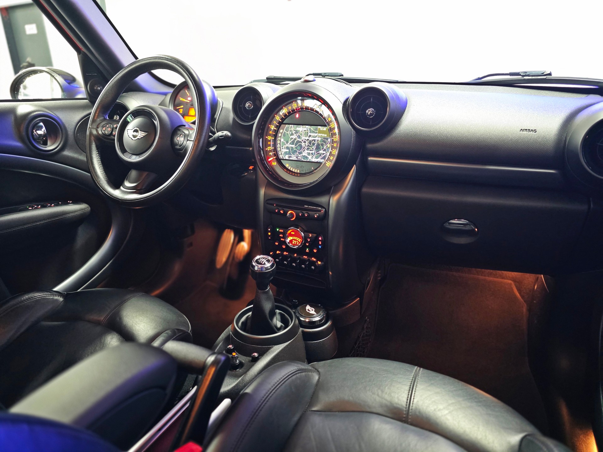 MINI Countryman Cooper SD ALL4 Snowhill-image-16