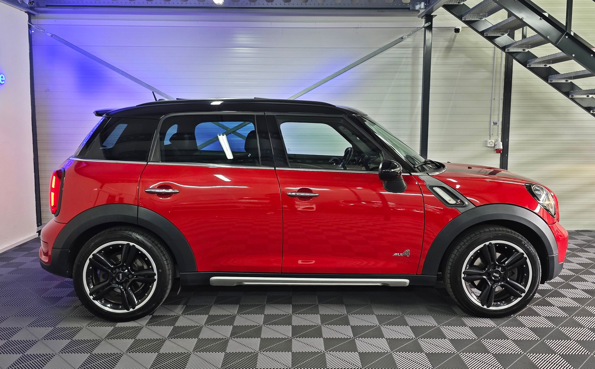 MINI Countryman Cooper SD ALL4 Snowhill-image-3