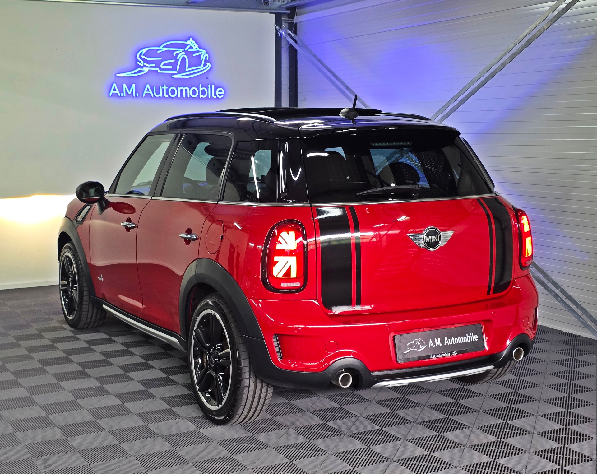 MINI Countryman Cooper SD ALL4 Snowhill-image-5