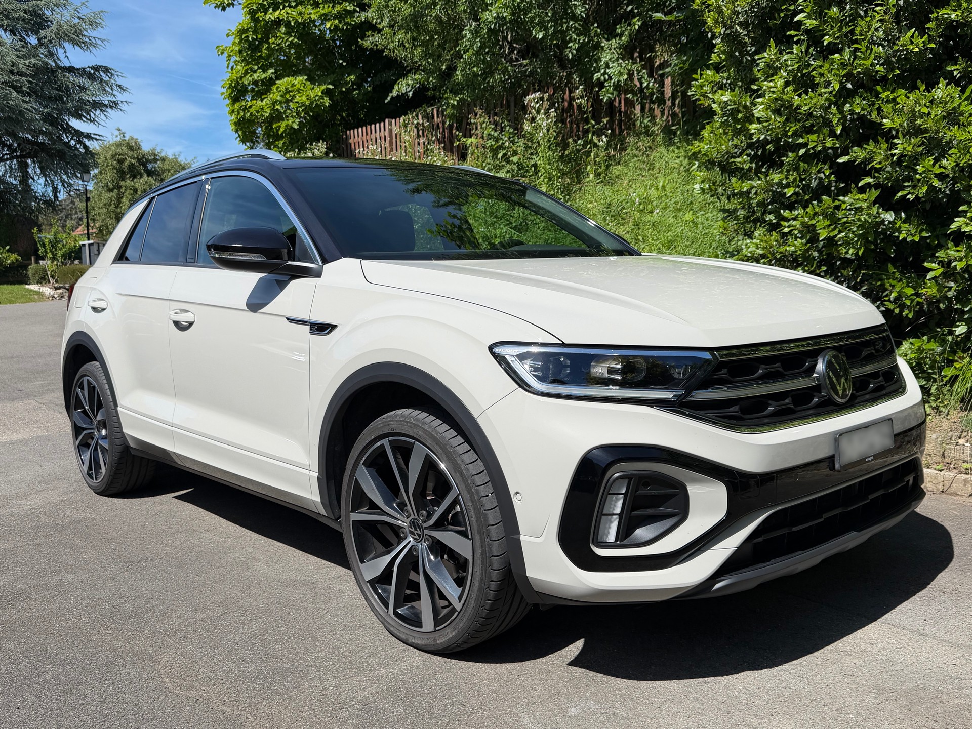 VW 2.0 TSI R-Line DSG 4motion-image-0