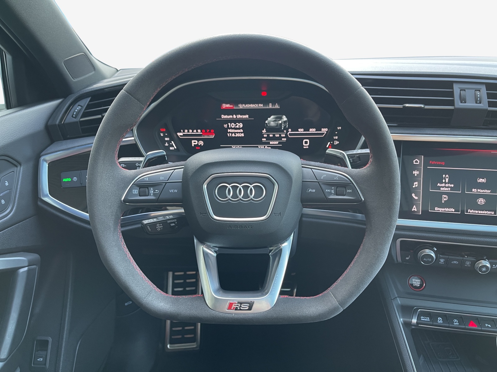 AUDI RS Q3 Sportback quattro S tronic-image-9