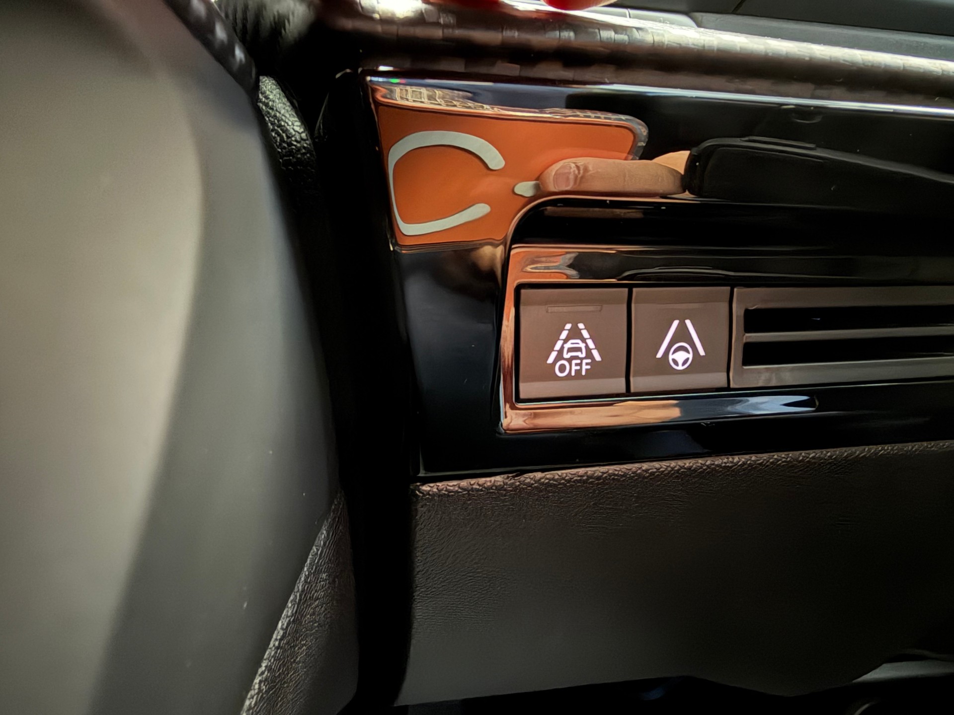 PEUGEOT 508 SW 2.0 Blue HDI Allure EAT8-image-23