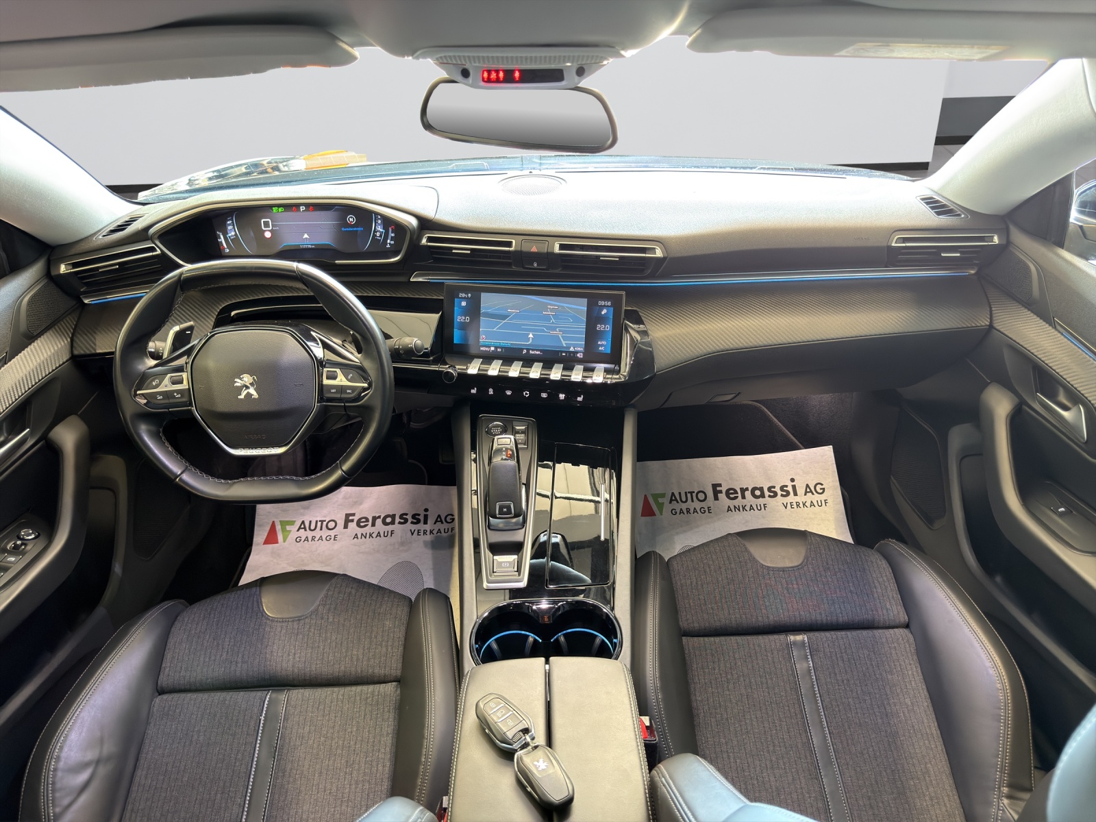 PEUGEOT 508 SW 2.0 Blue HDI Allure EAT8-image-11