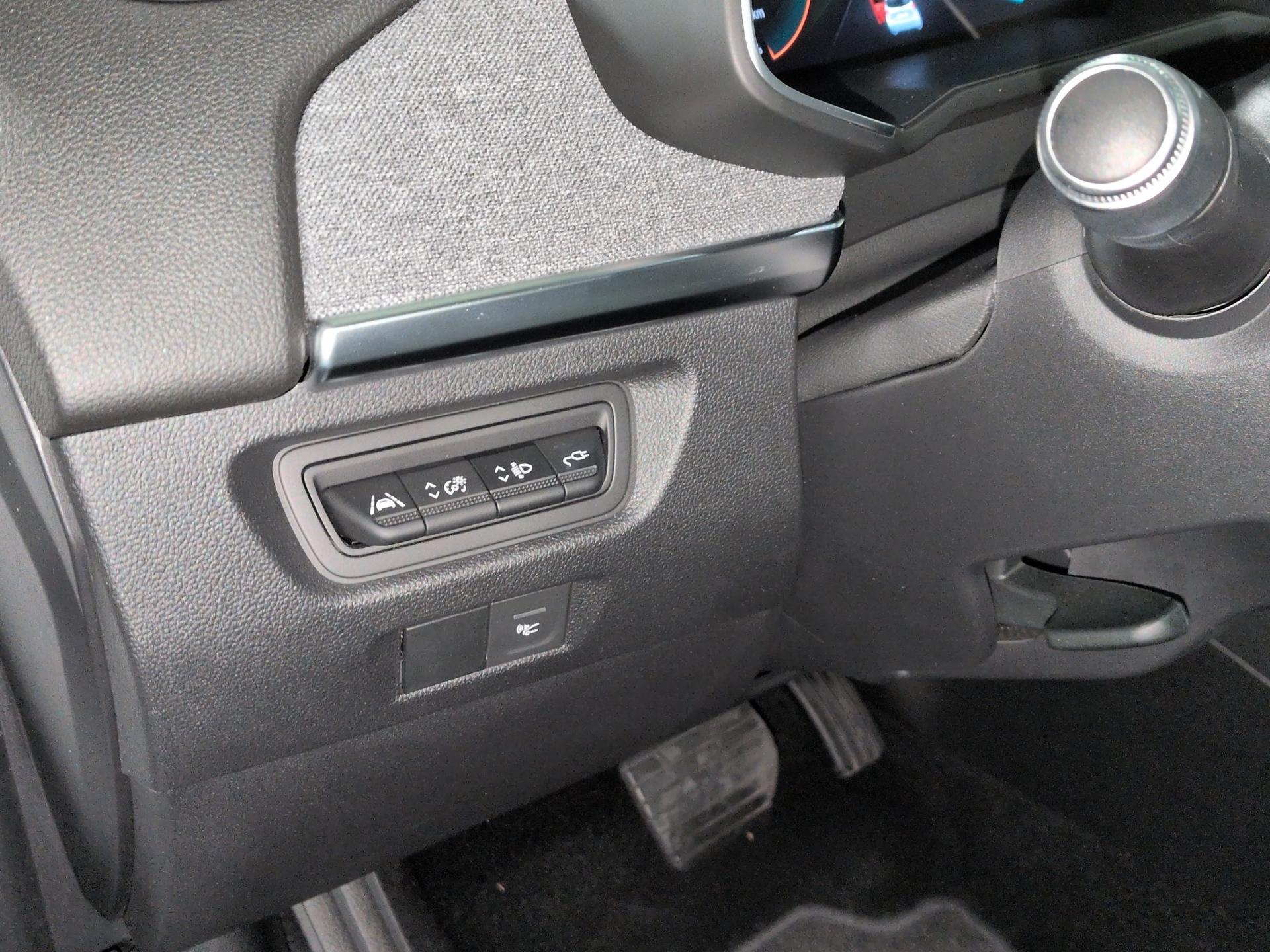 RENAULT Zoe Intens R135 (incl. Batterie)-image-19