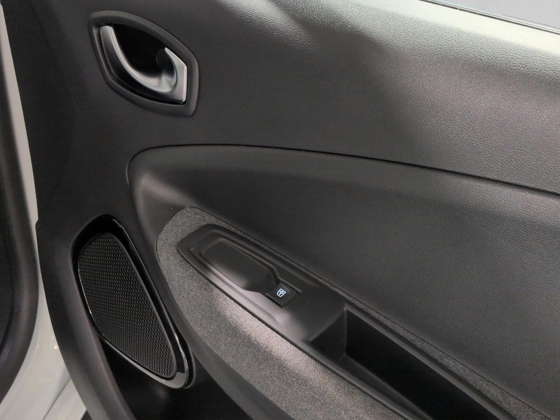 RENAULT Zoe Intens R135 (incl. Batterie)-image-22