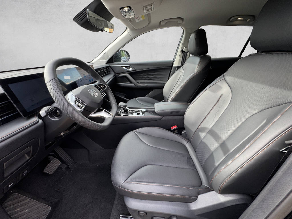 MG HS 1.5 Hybrid+ Luxury-image-7