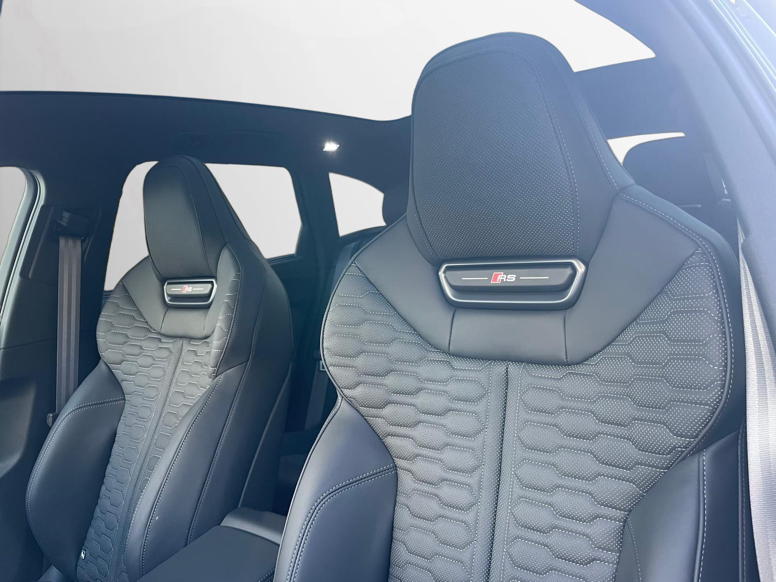 AUDI RS 5 Avant TFSI 470 kW Tiptronic quattro-image-5