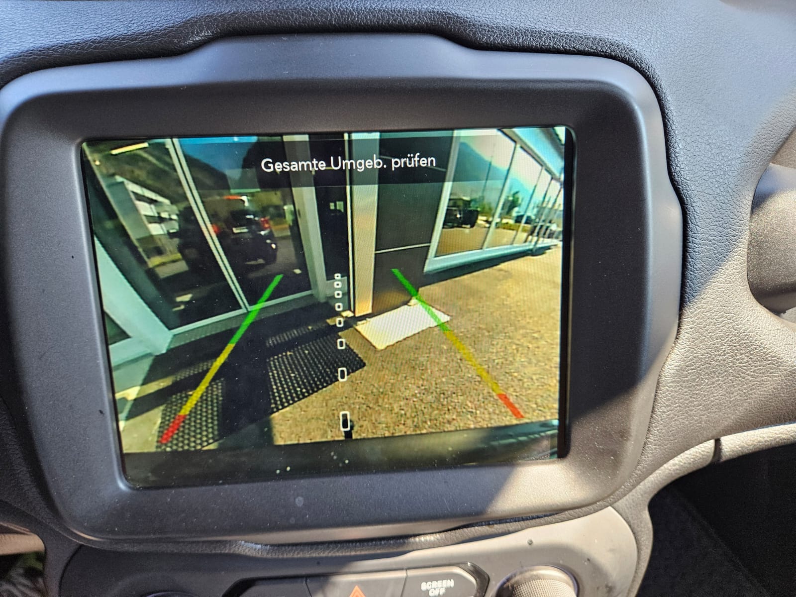 JEEP Renegade 1.3 Turbo Limited AWD-image-15