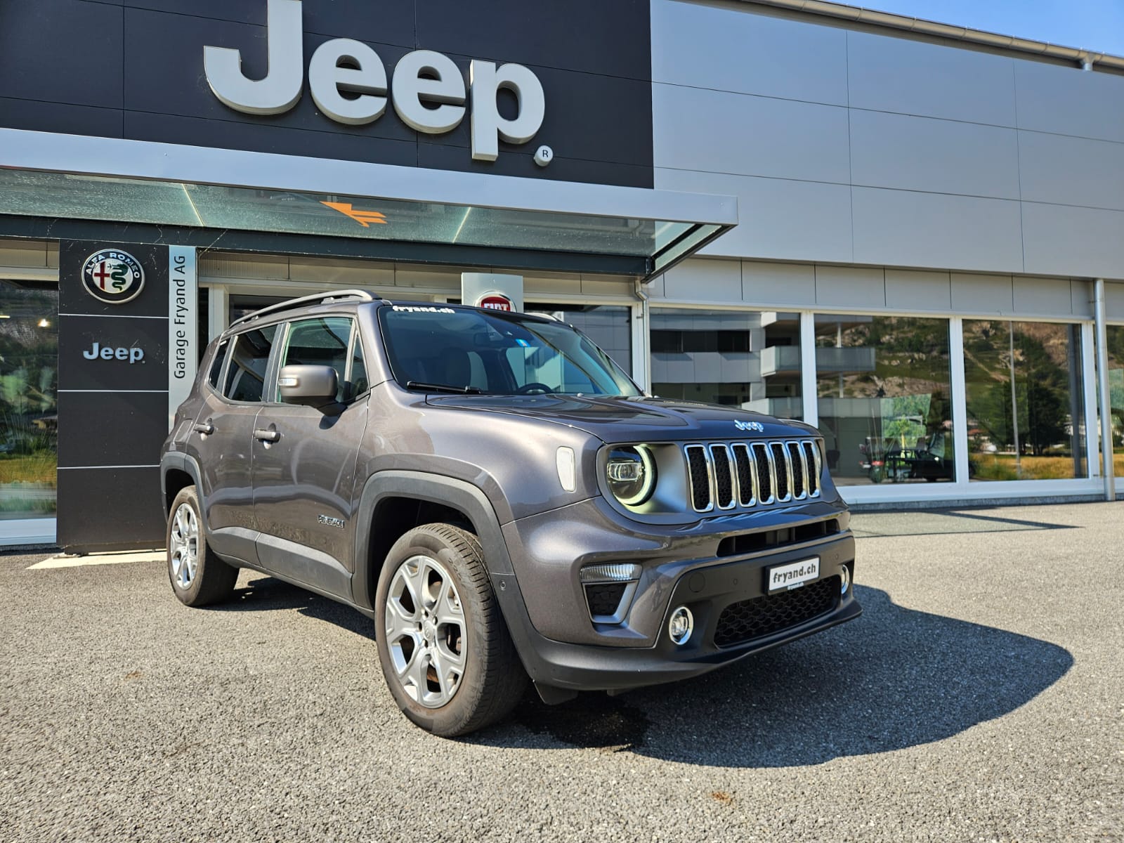 JEEP Renegade 1.3 Turbo Limited AWD-image-6