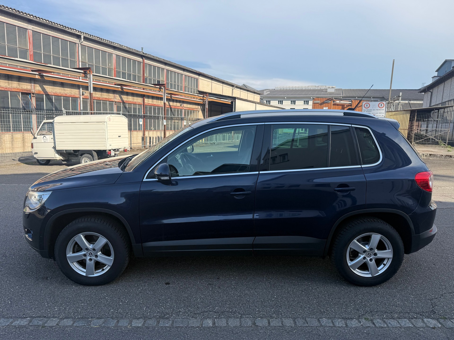 VW Tiguan 2.0 TSI Sport&Style-image-4