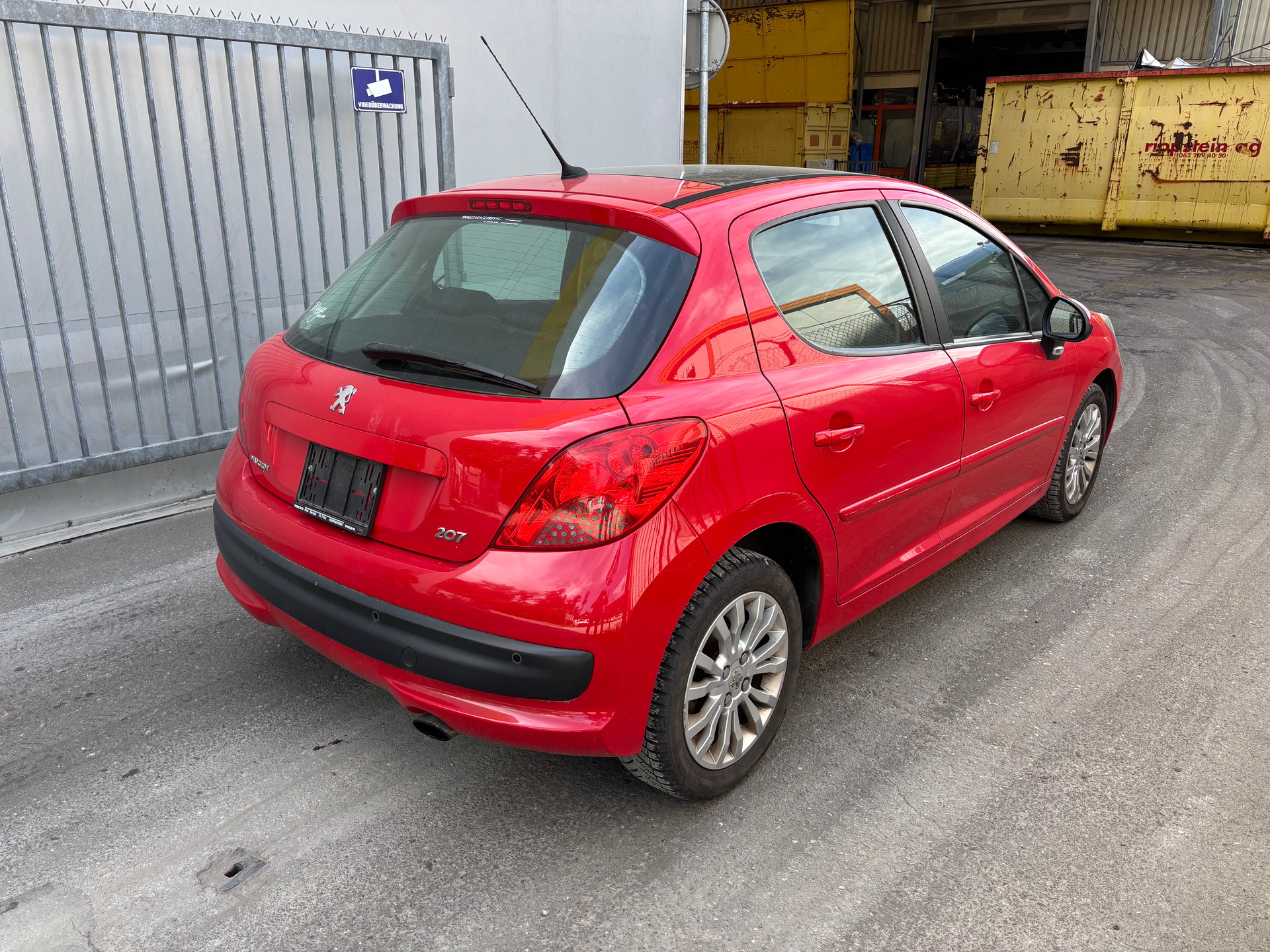 PEUGEOT 207 1.6 16V Turbo XSI-image-2