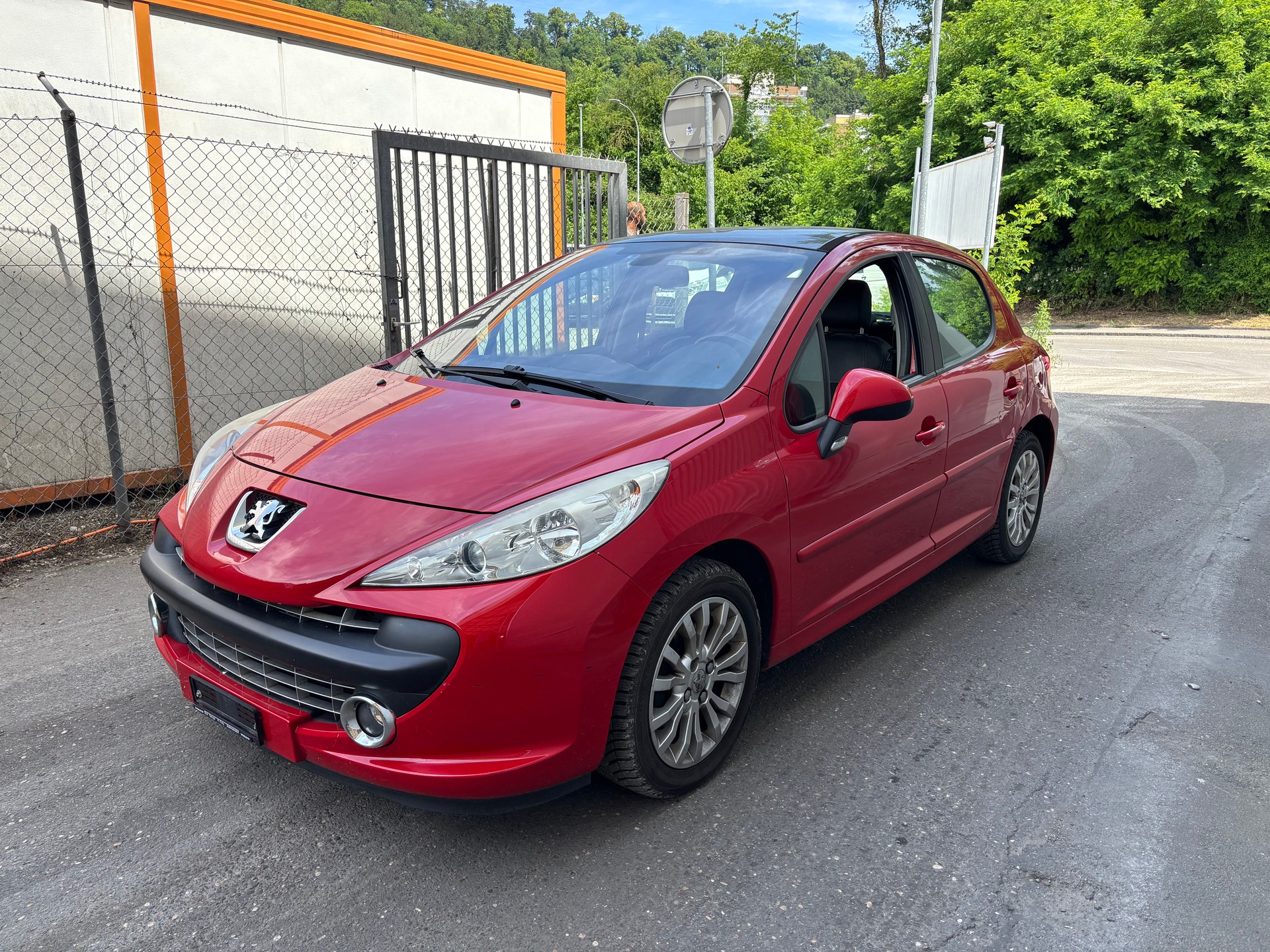 PEUGEOT 207 1.6 16V Turbo XSI-image-0