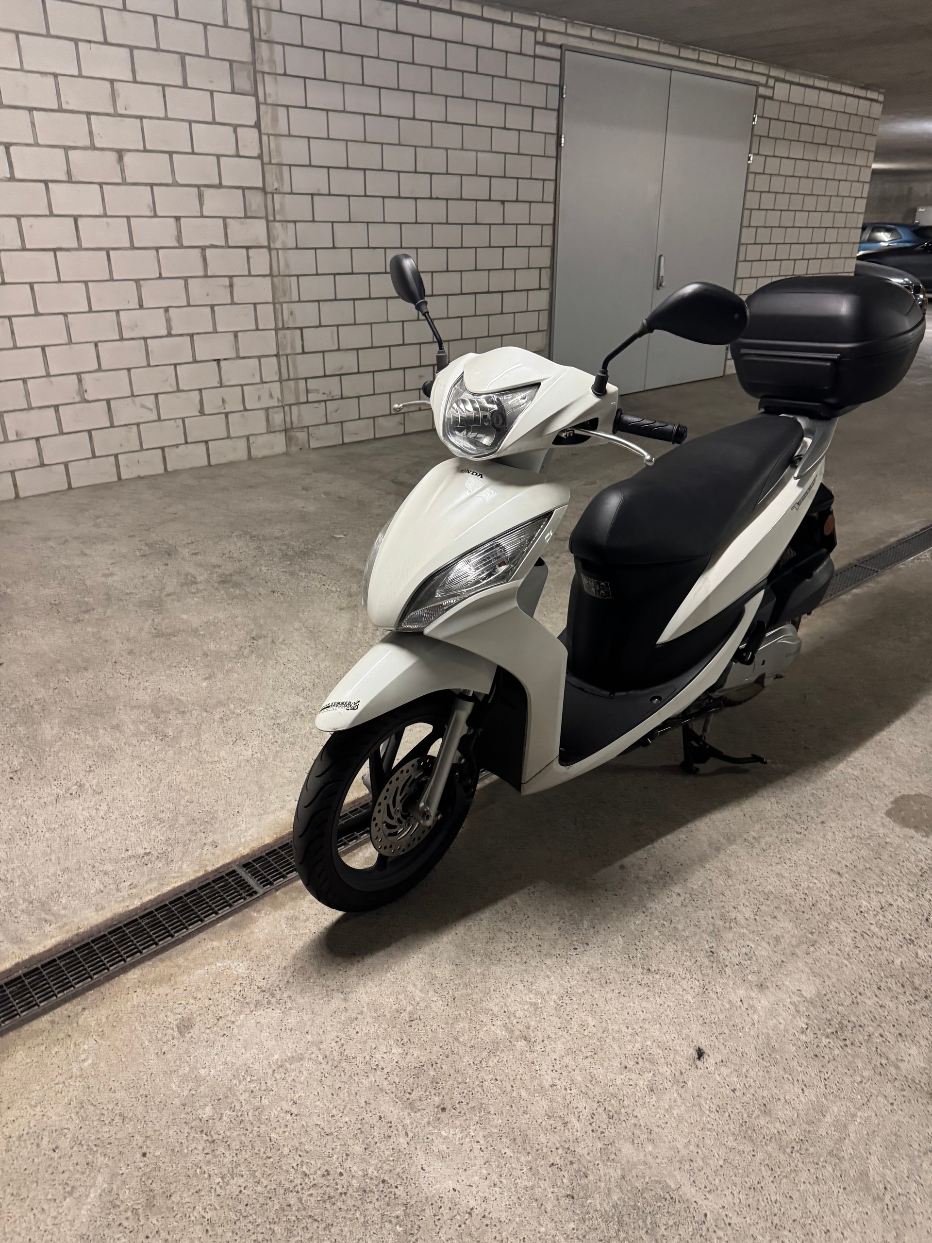 HONDA NSC Vision 50-image-1