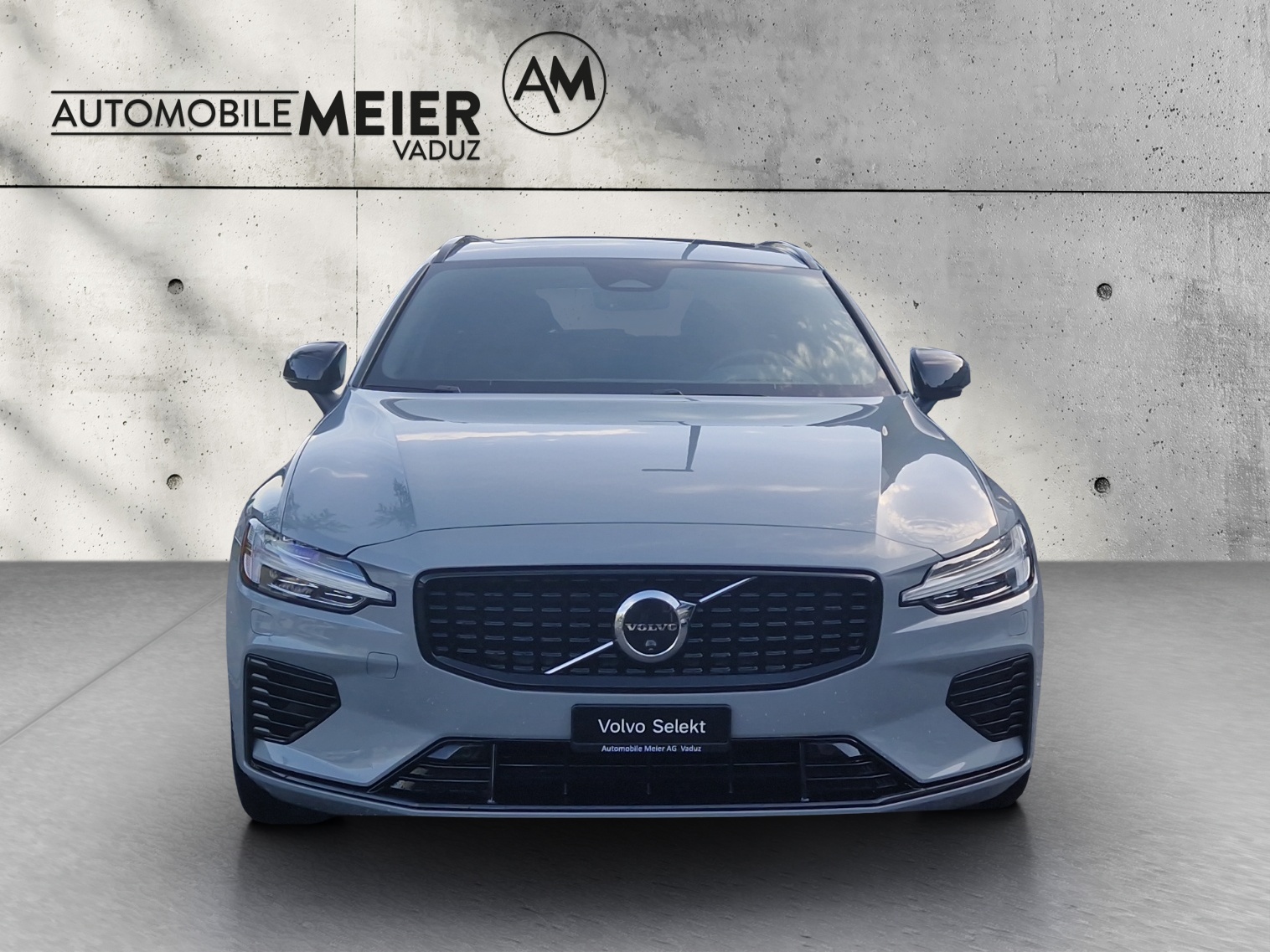 VOLVO V60 2.0 T6 TE Ultra Dark eAWD-image-5
