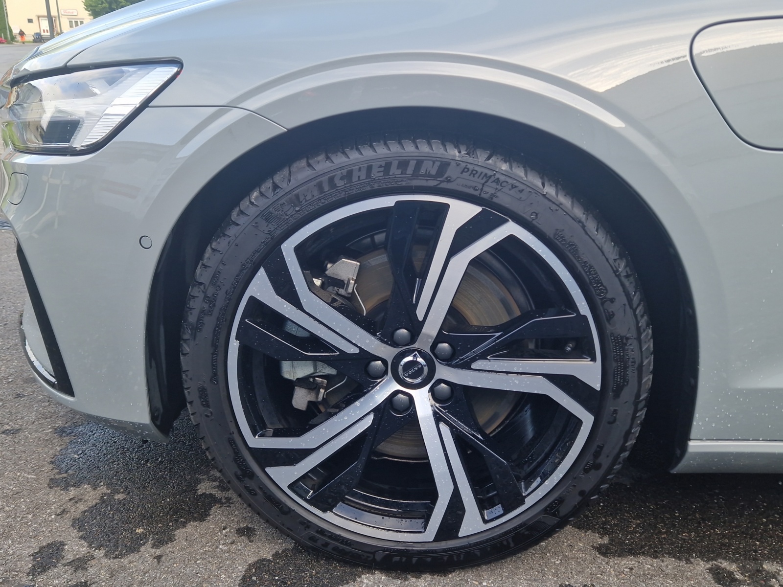 VOLVO V60 2.0 T6 TE Ultra Dark eAWD-image-15