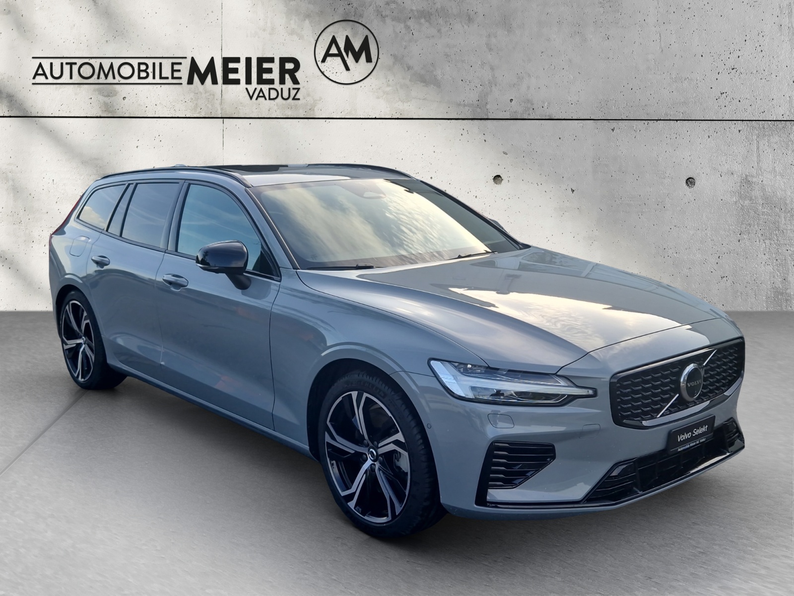 VOLVO V60 2.0 T6 TE Ultra Dark eAWD-image-12