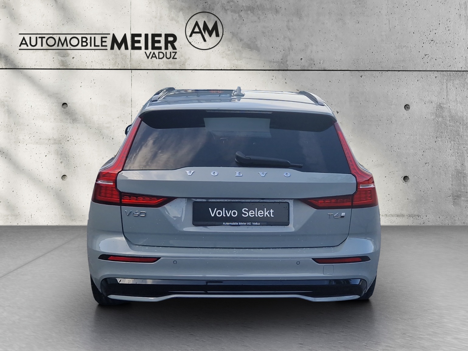 VOLVO V60 2.0 T6 TE Ultra Dark eAWD-image-1