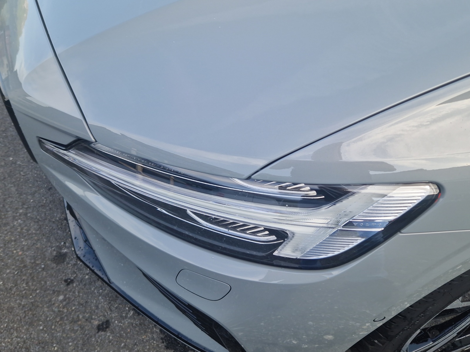 VOLVO V60 2.0 T6 TE Ultra Dark eAWD-image-9