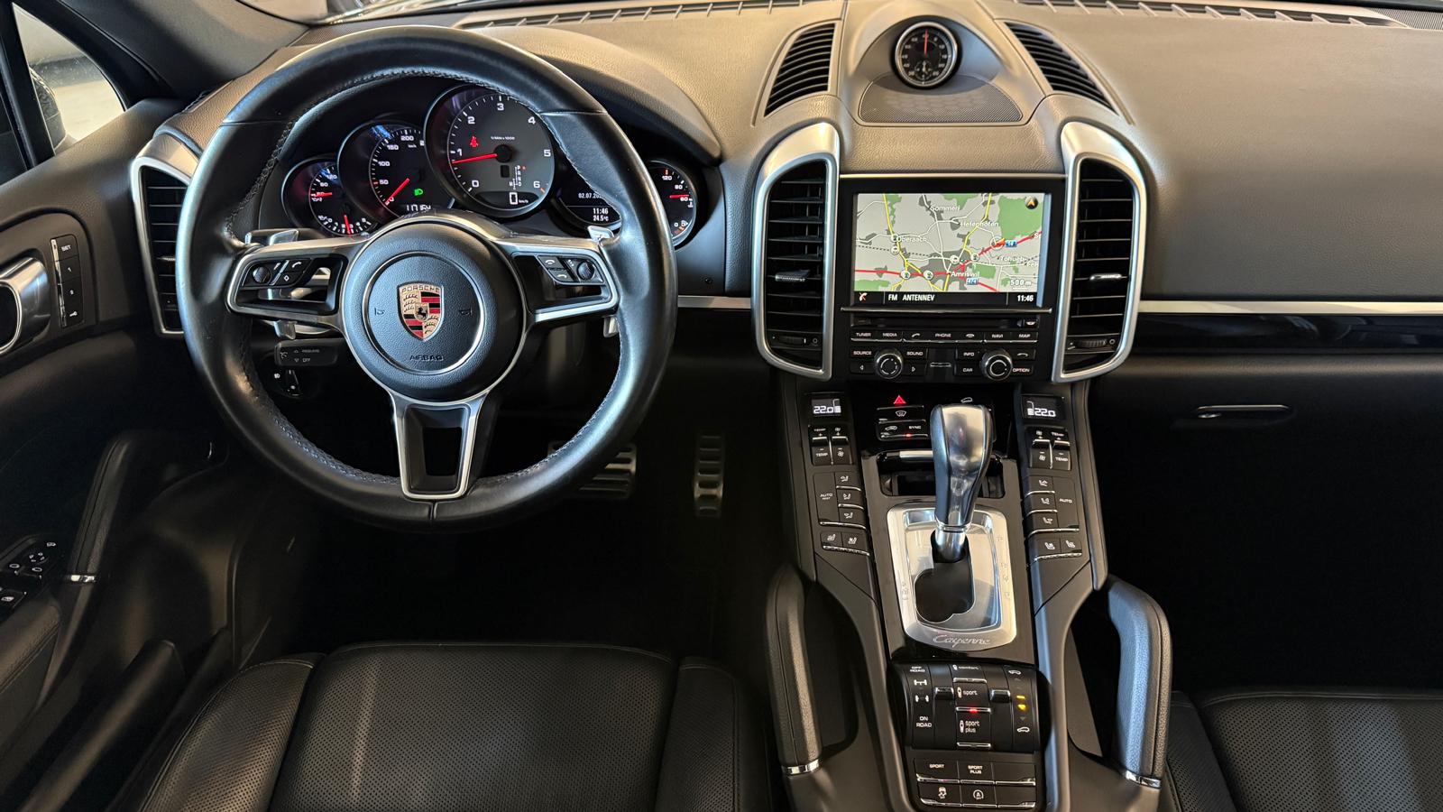 PORSCHE Cayenne 4.2 V8 TDI S TipT-image-13