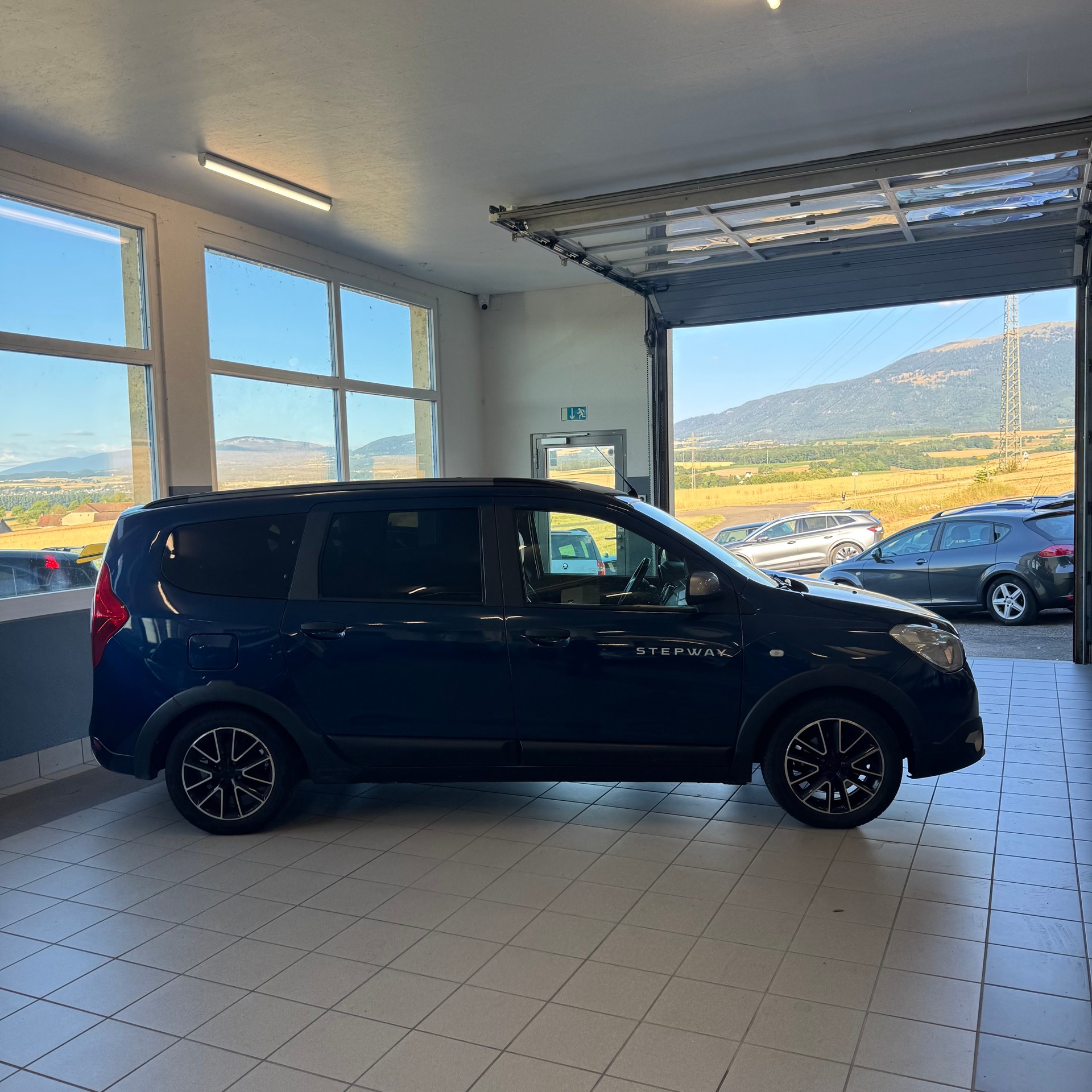 DACIA Lodgy 1.2 T Stepway 7PL-image-4