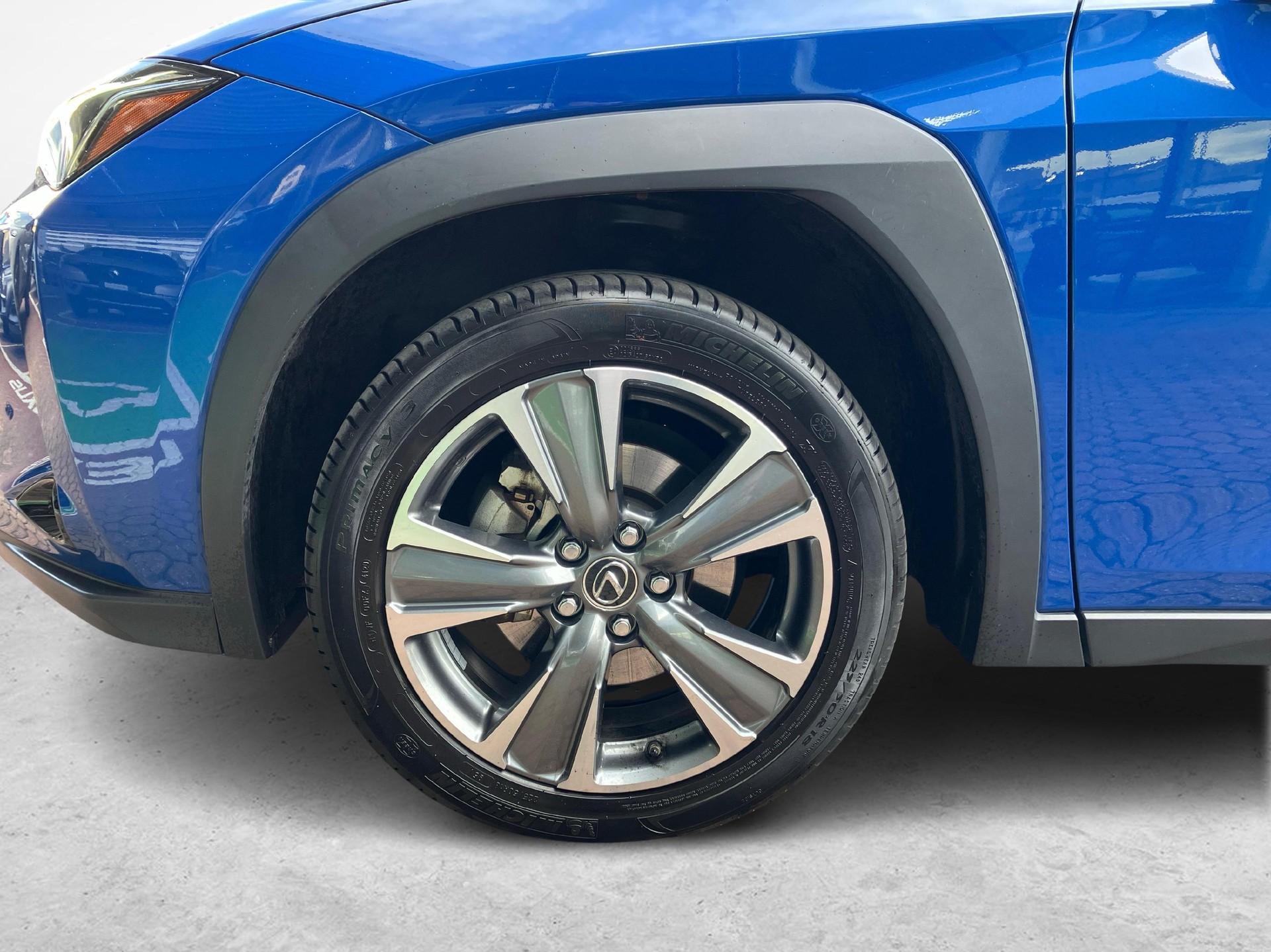 LEXUS UX 300e Excellence-image-15