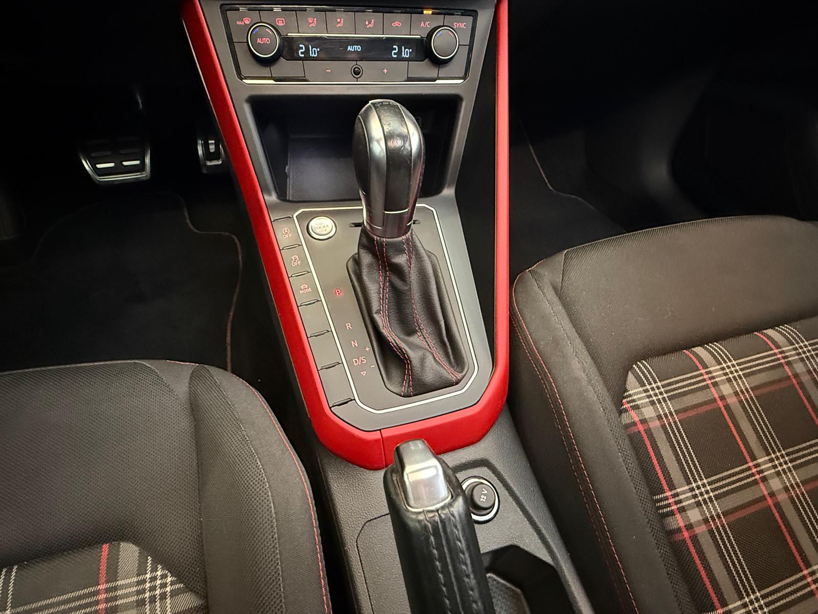 VW Polo 2.0 TSI GTI DSG-image-25
