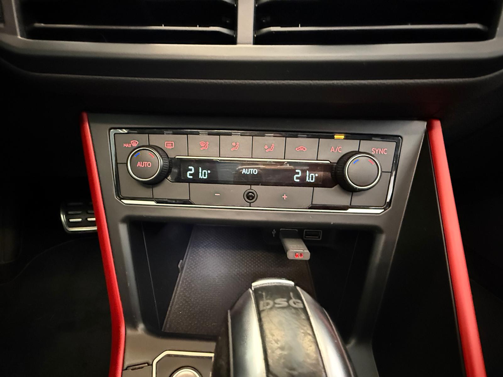 VW Polo 2.0 TSI GTI DSG-image-24