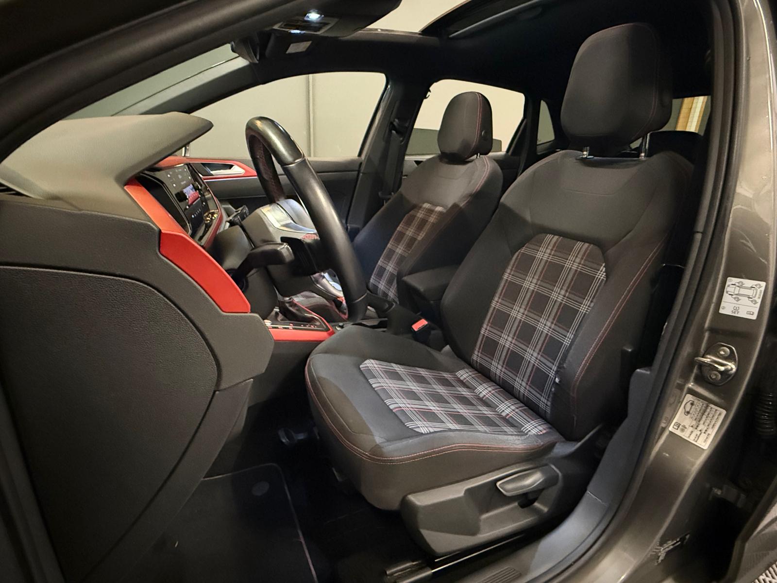 VW Polo 2.0 TSI GTI DSG-image-9