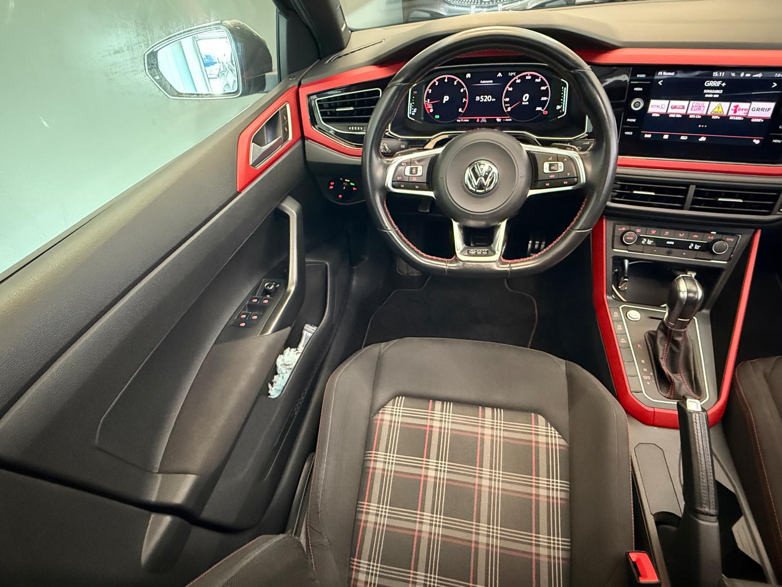 VW Polo 2.0 TSI GTI DSG-image-16