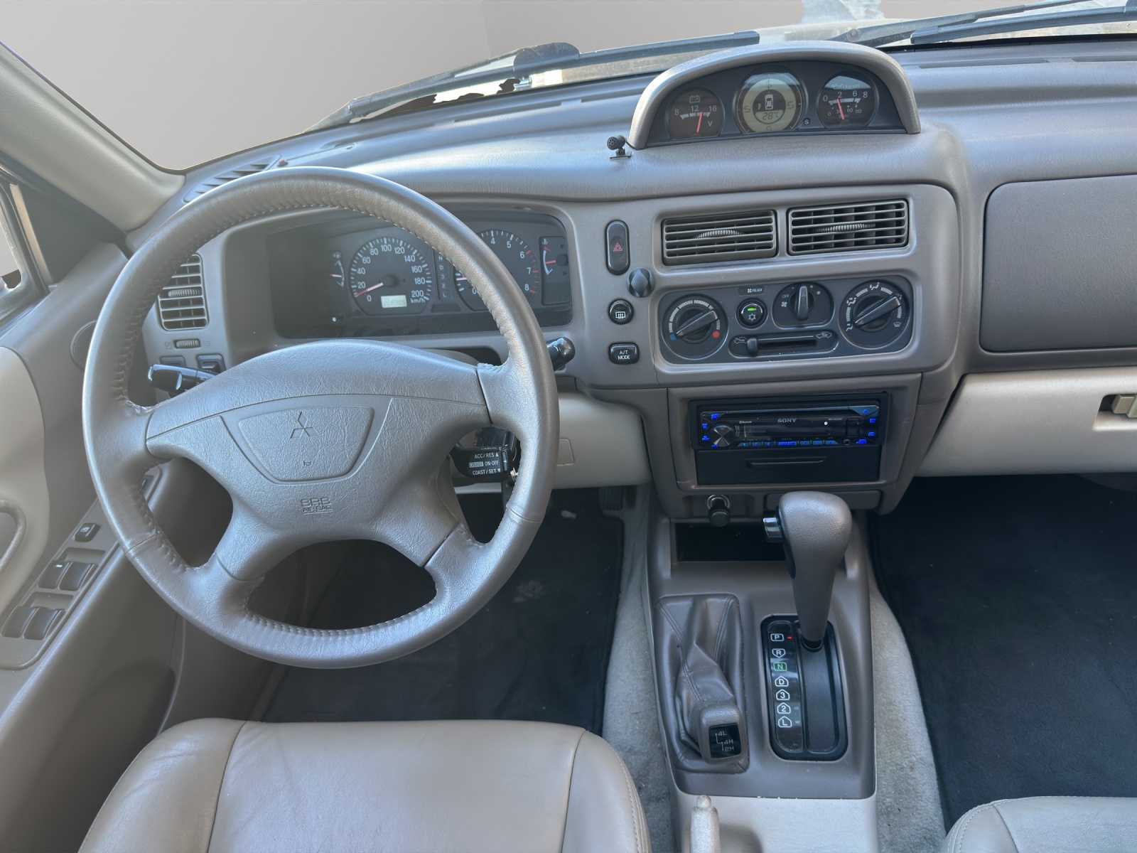 MITSUBISHI Pajero Sport 3.0 GLS-image-6