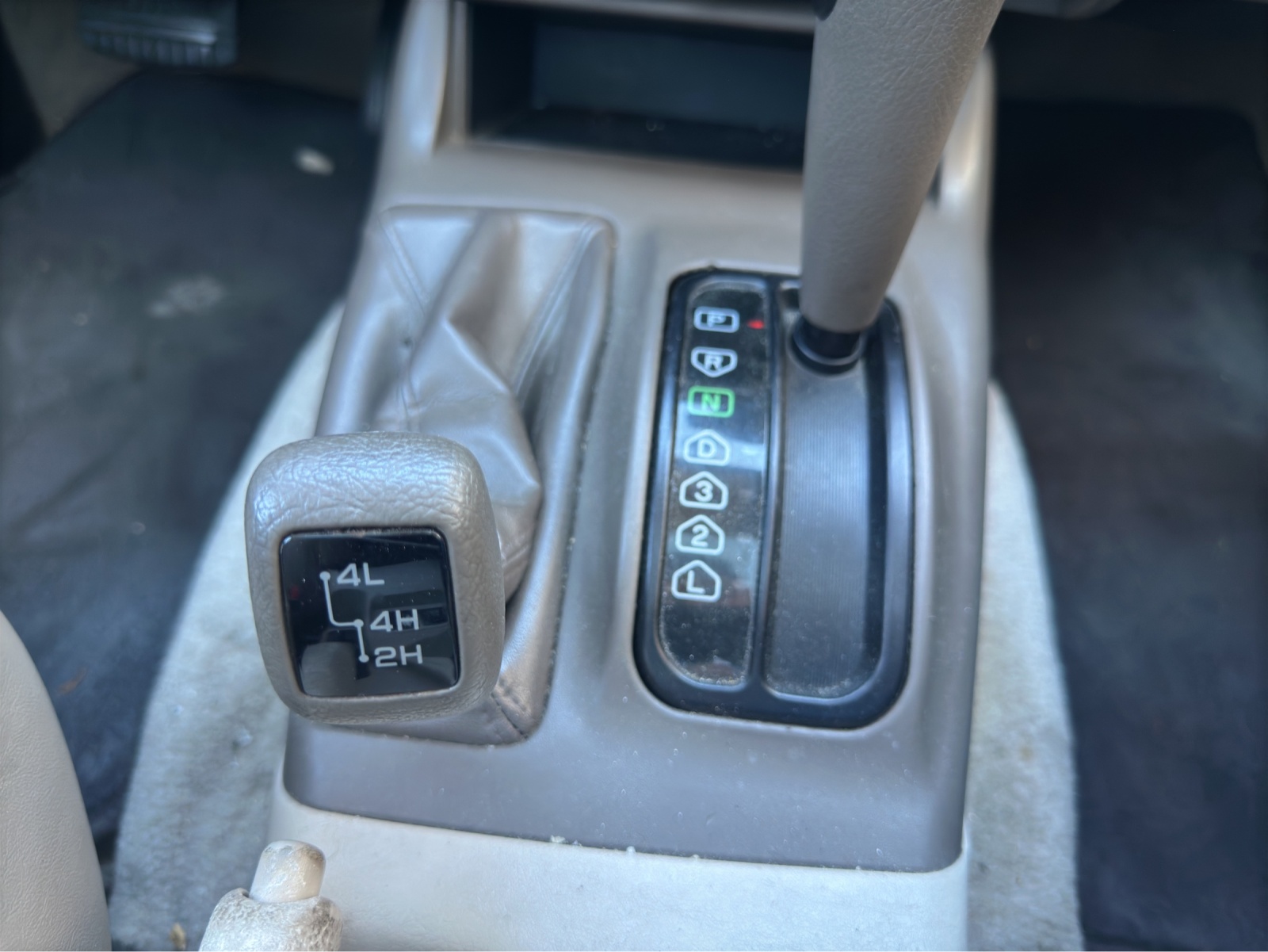 MITSUBISHI Pajero Sport 3.0 GLS-image-12