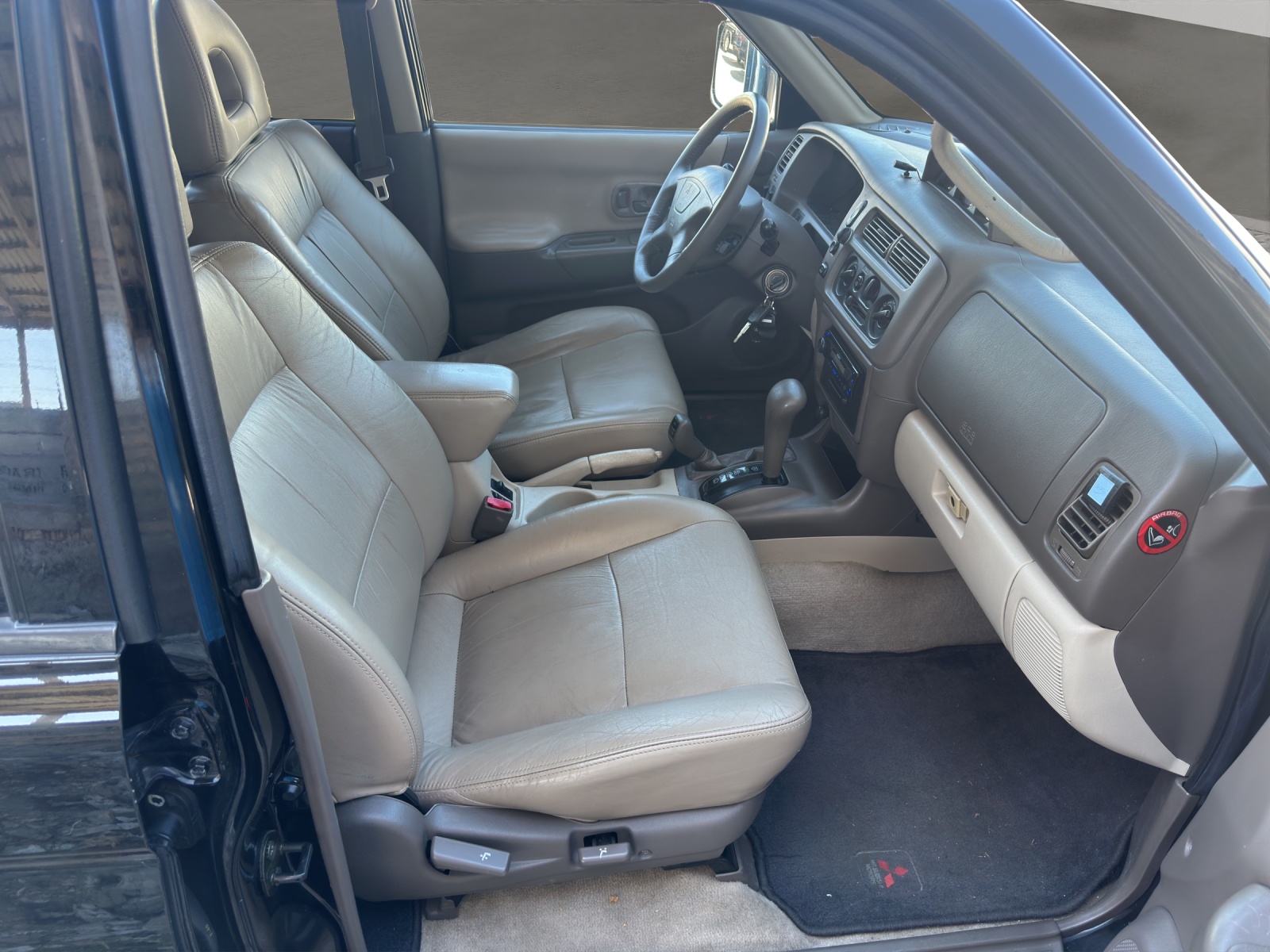 MITSUBISHI Pajero Sport 3.0 GLS-image-10