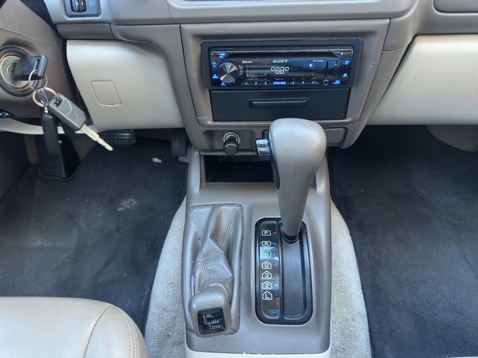 MITSUBISHI Pajero Sport 3.0 GLS-image-9