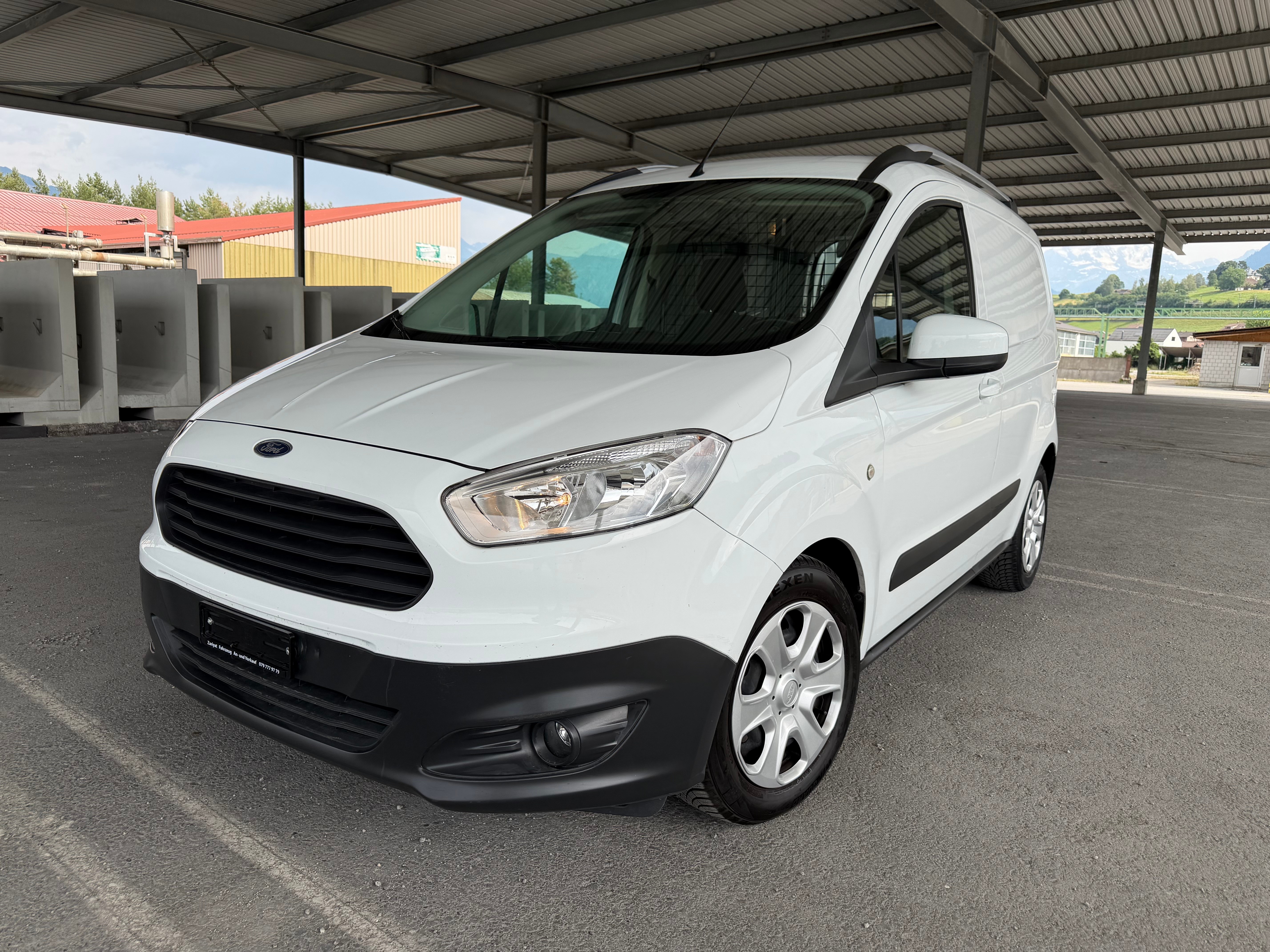 Car photo