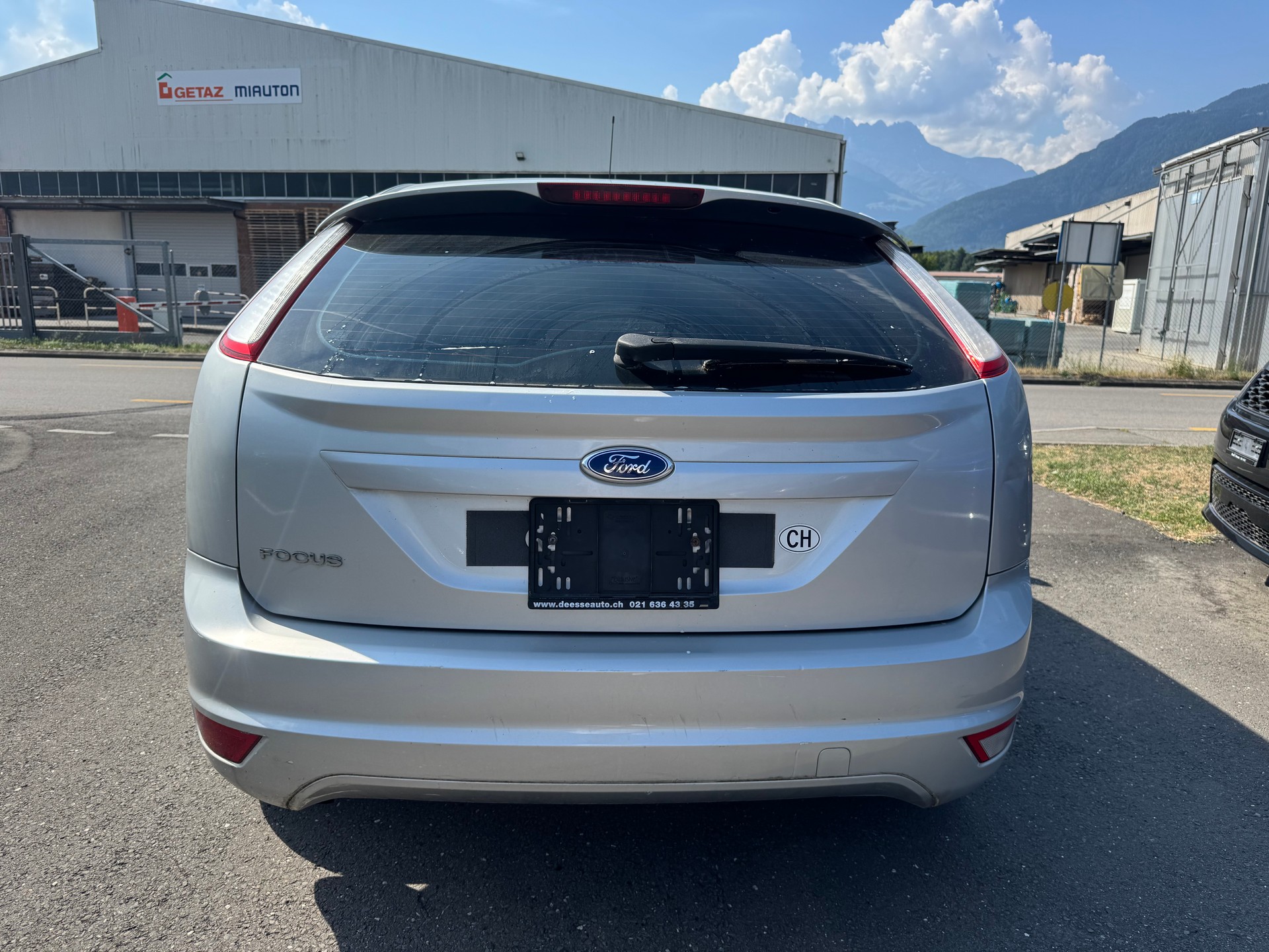 FORD Focus 1.6i Ambiente-image-6
