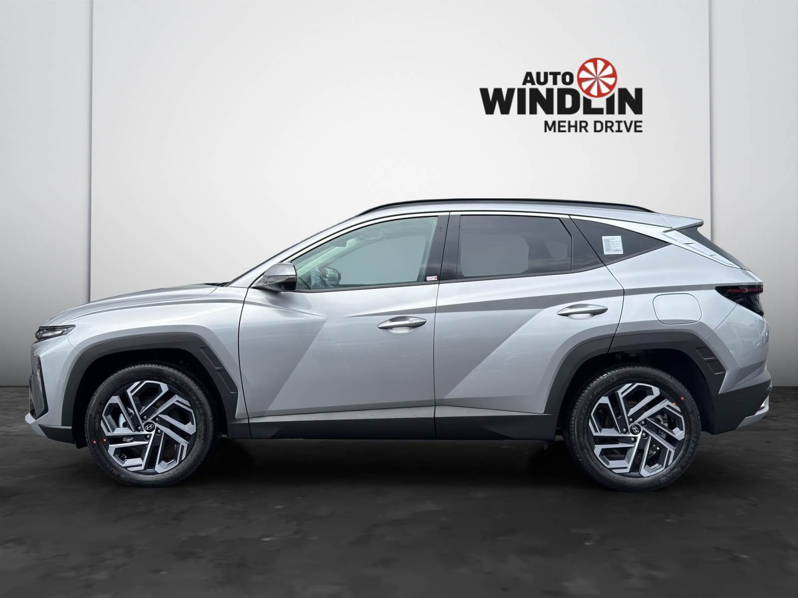 HYUNDAI Tucson 1.6 T-GDi HEV Vertex Swiss Edition 4WD MY27-image-3