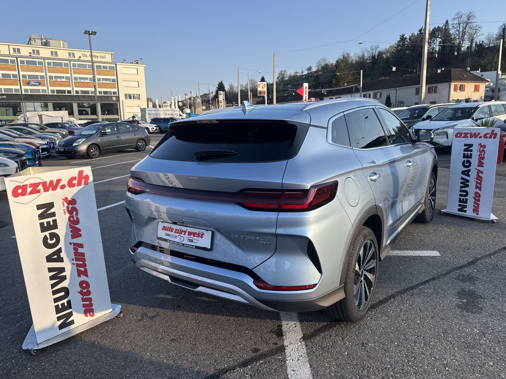 BYD Seal U DM-i PHEV Design AWD 324PS Automat-showroom-element-2