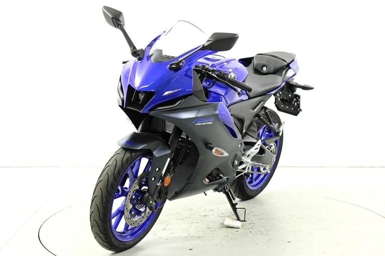 YAMAHA YZF-R125 ABS-showroom-element-2