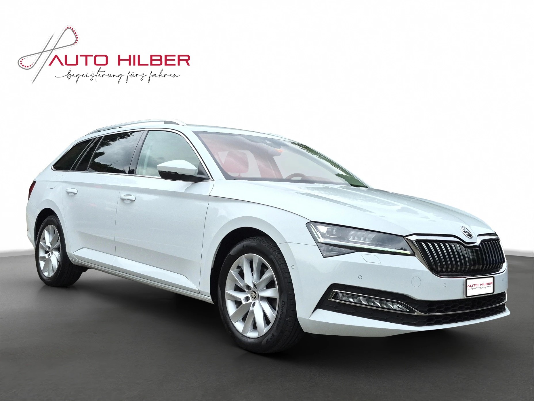 SKODA Superb Combi 2.0 TDi Style DSG *Anhängerkupplung*-image-12