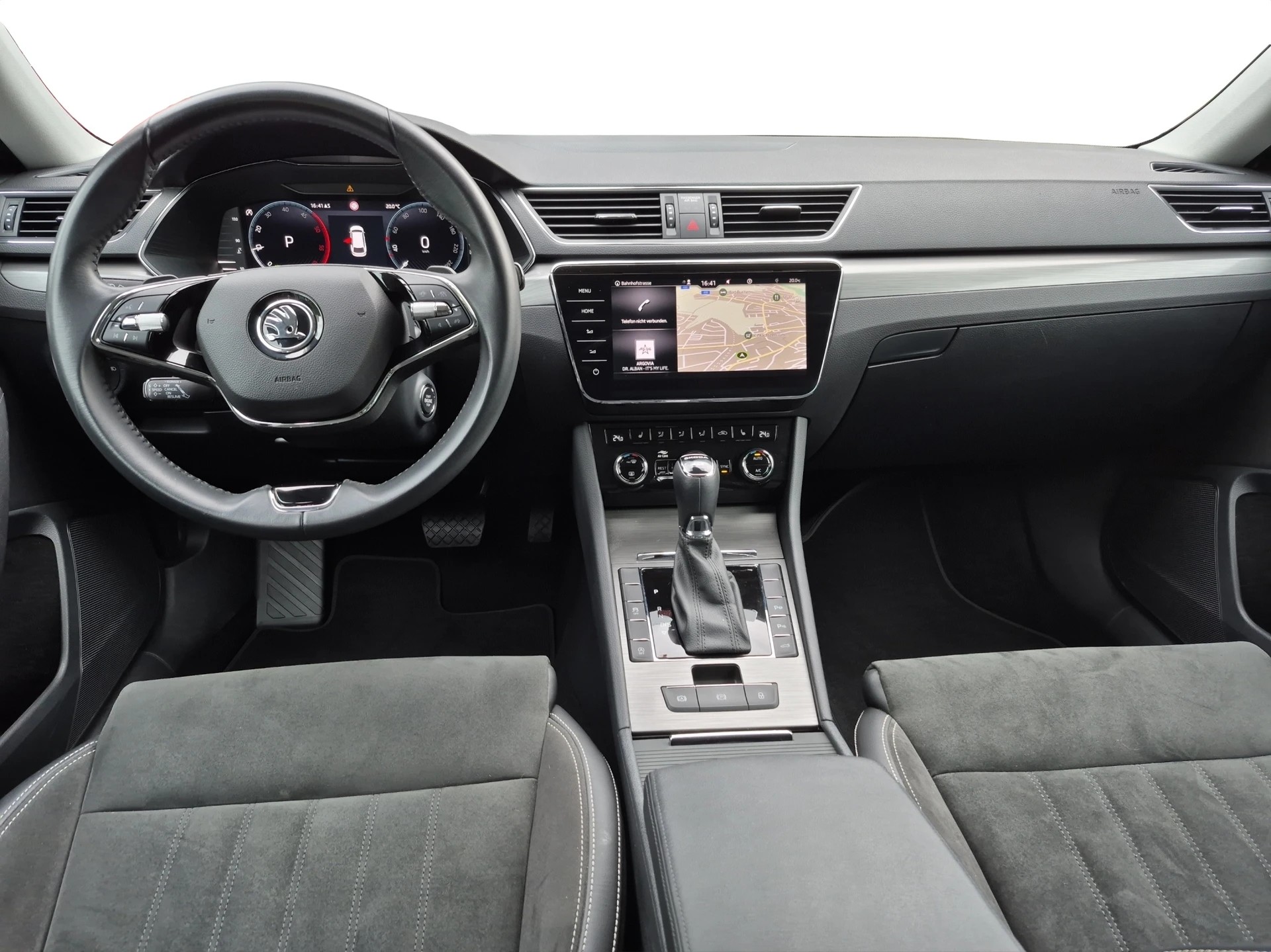 SKODA Superb Combi 2.0 TDi Style DSG *Anhängerkupplung*-image-7