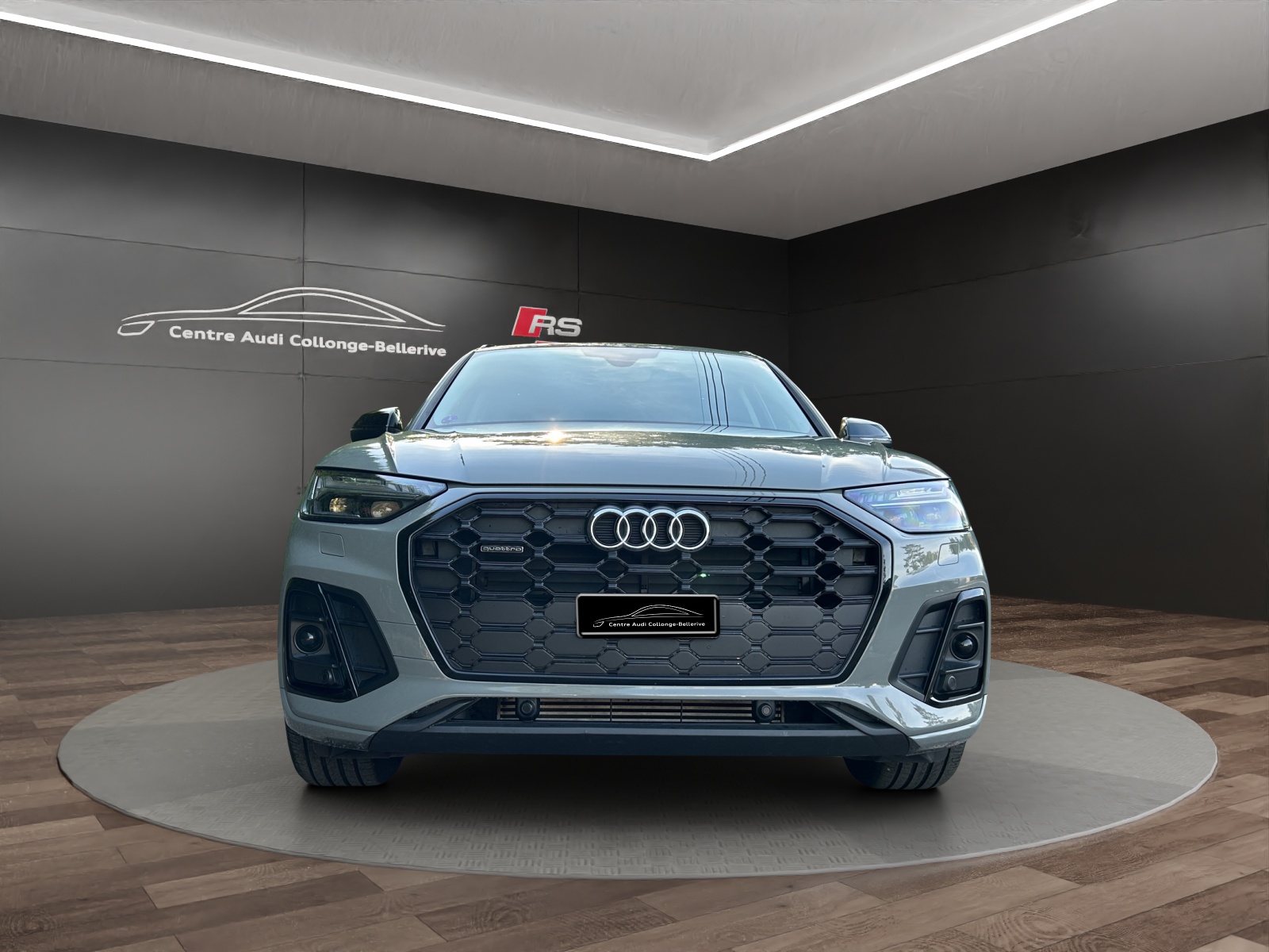 AUDI Q5 45 TFSI S-line quattro S-tronic-image-1