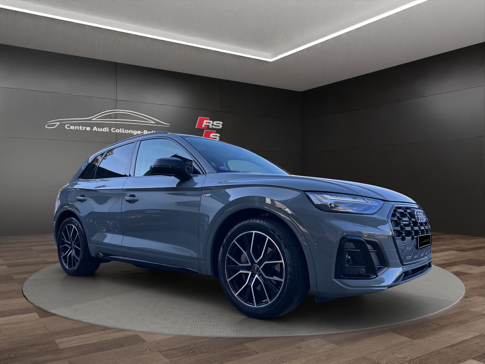 AUDI Q5 45 TFSI S-line quattro S-tronic-image-6