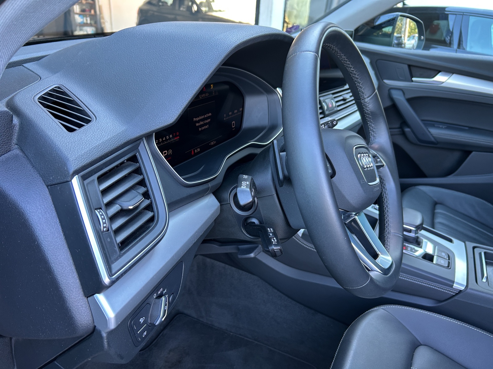 AUDI Q5 45 TFSI S-line quattro S-tronic-image-16