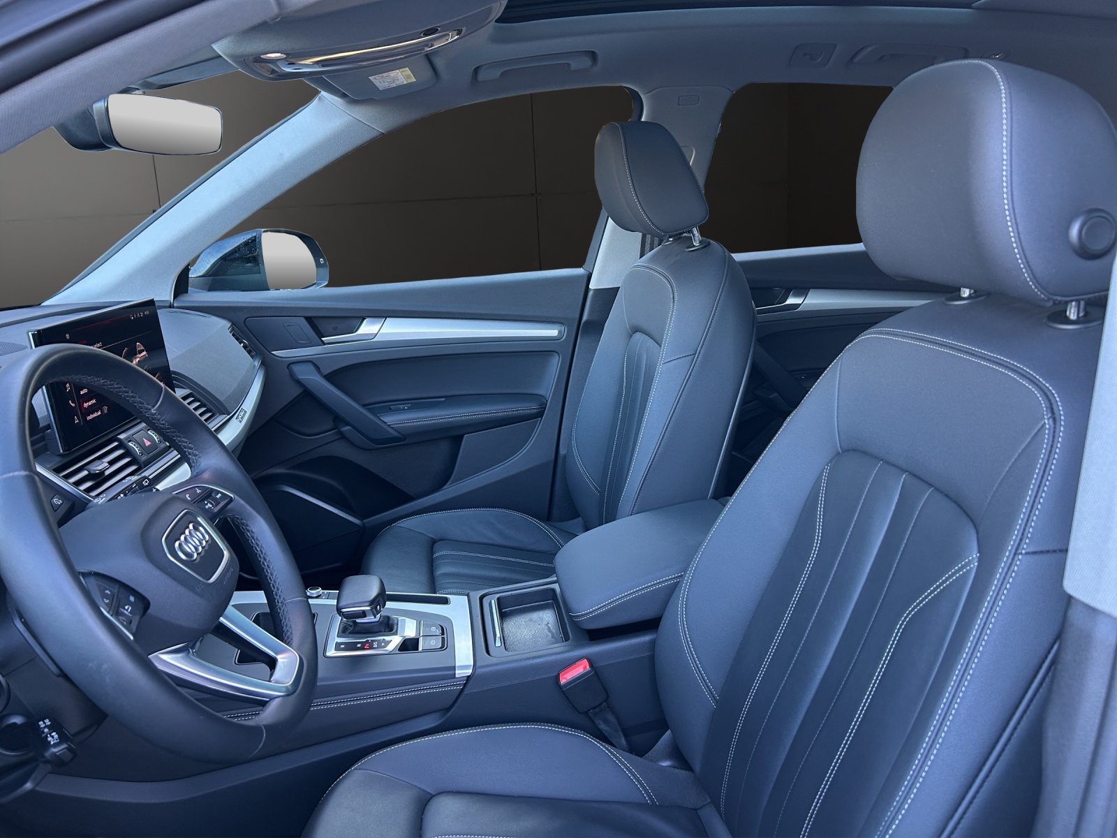 AUDI Q5 45 TFSI S-line quattro S-tronic-image-7