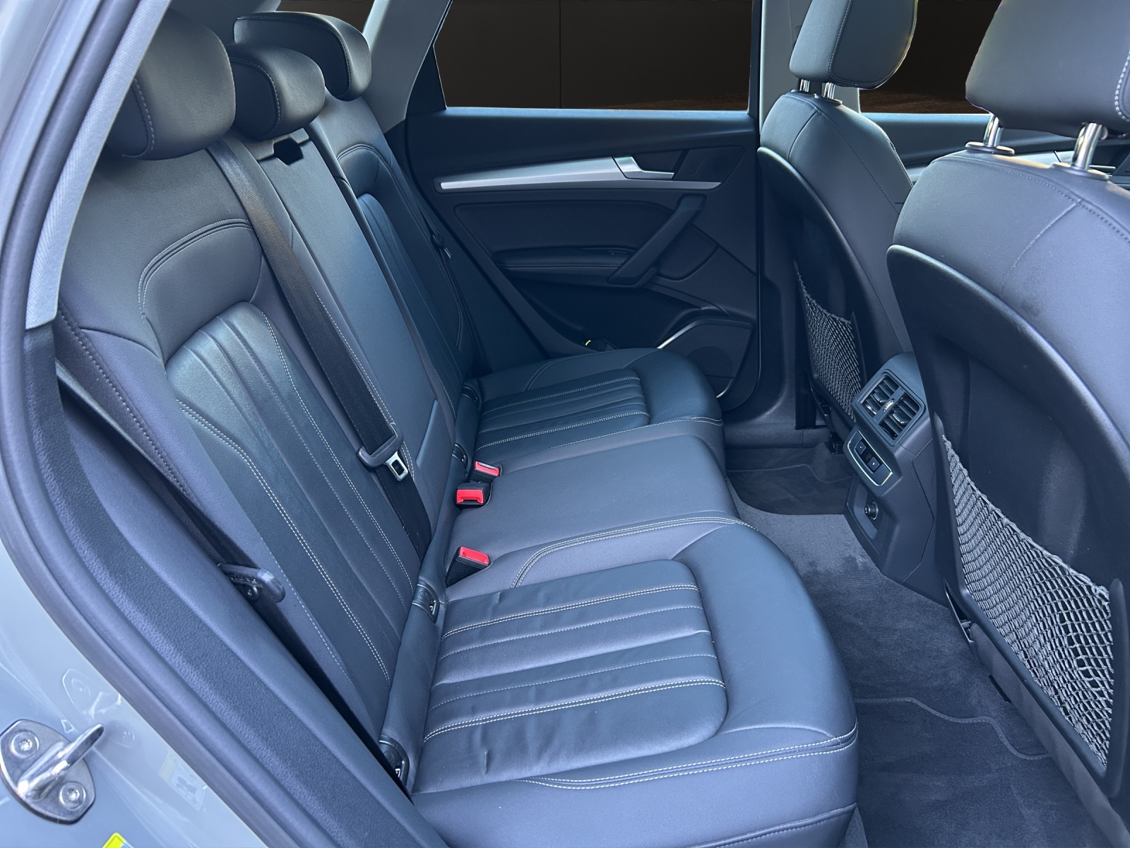 AUDI Q5 45 TFSI S-line quattro S-tronic-image-15
